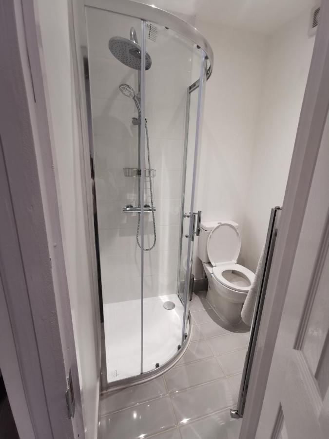 Studio Self Contained Double Bedroom Λονδίνο Εξωτερικό φωτογραφία