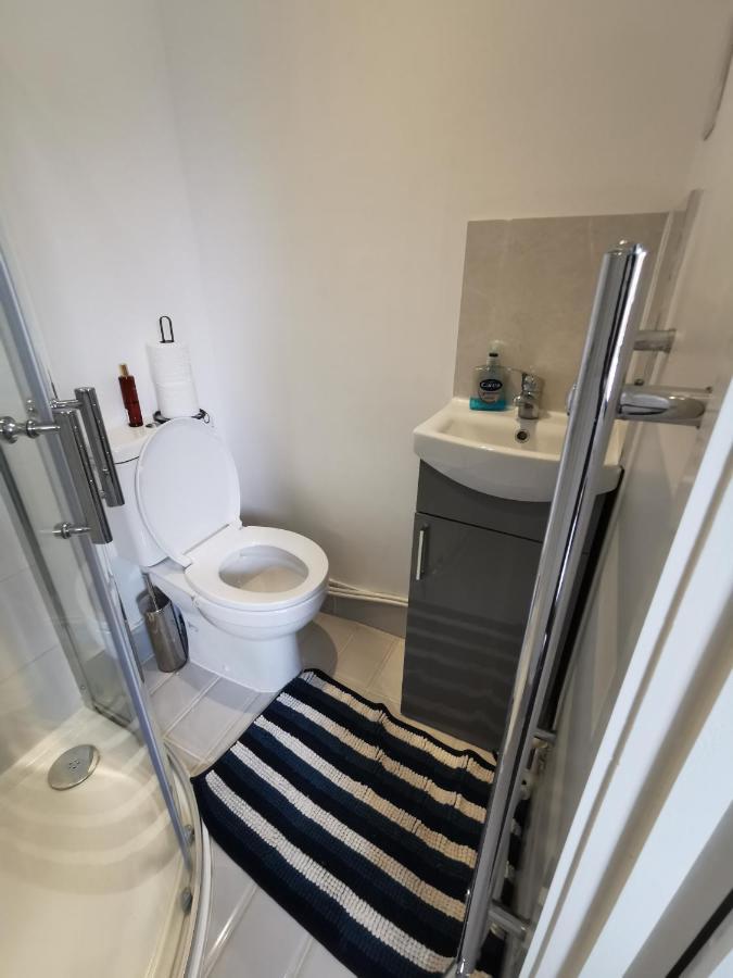 Studio Self Contained Double Bedroom Λονδίνο Εξωτερικό φωτογραφία